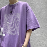 フロントグラフィックTシャツ